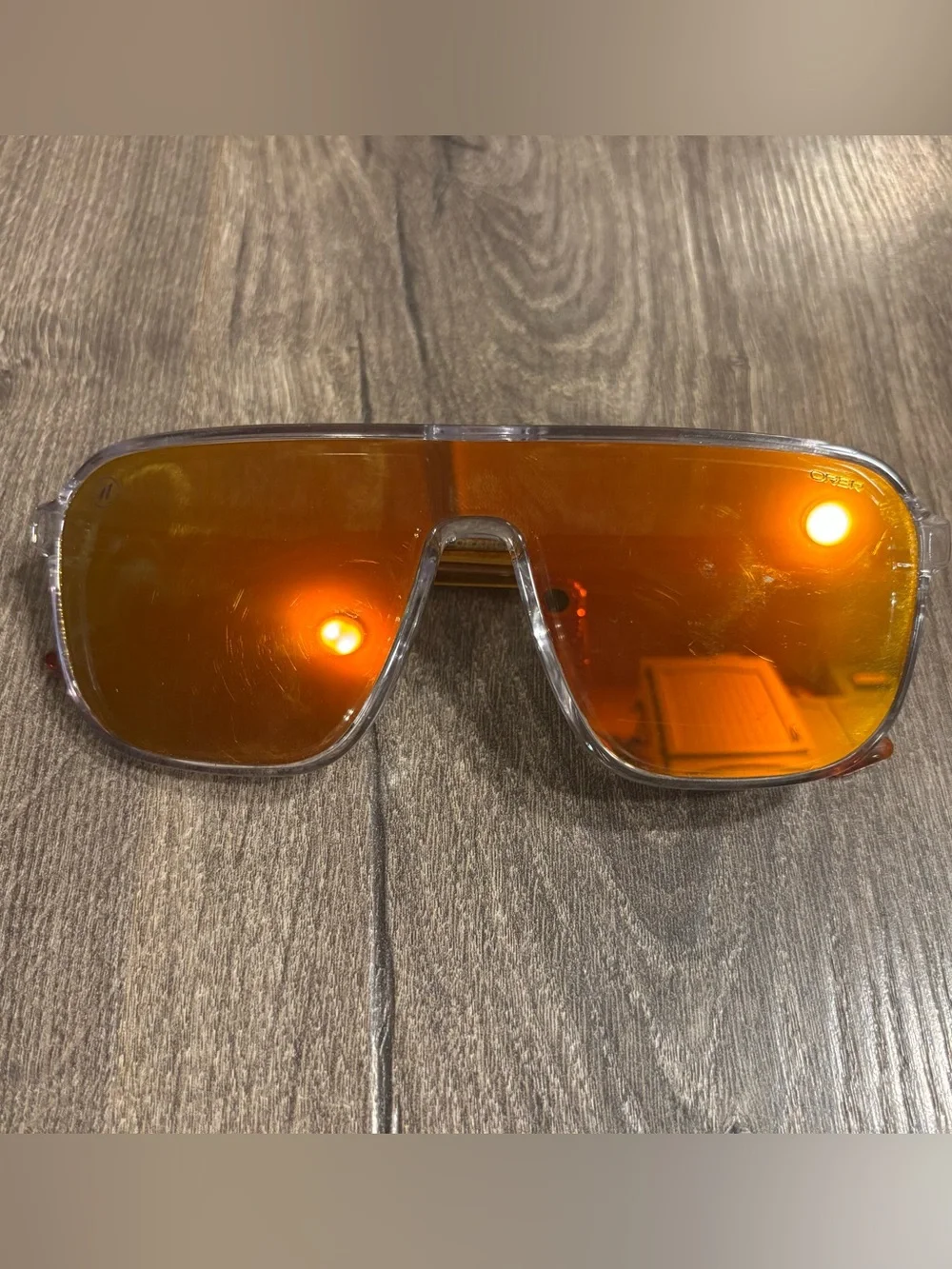 Blenders Meister X2 Orange Circuit Redbull Polarized Sunglasses ISSUE: Lens Wear